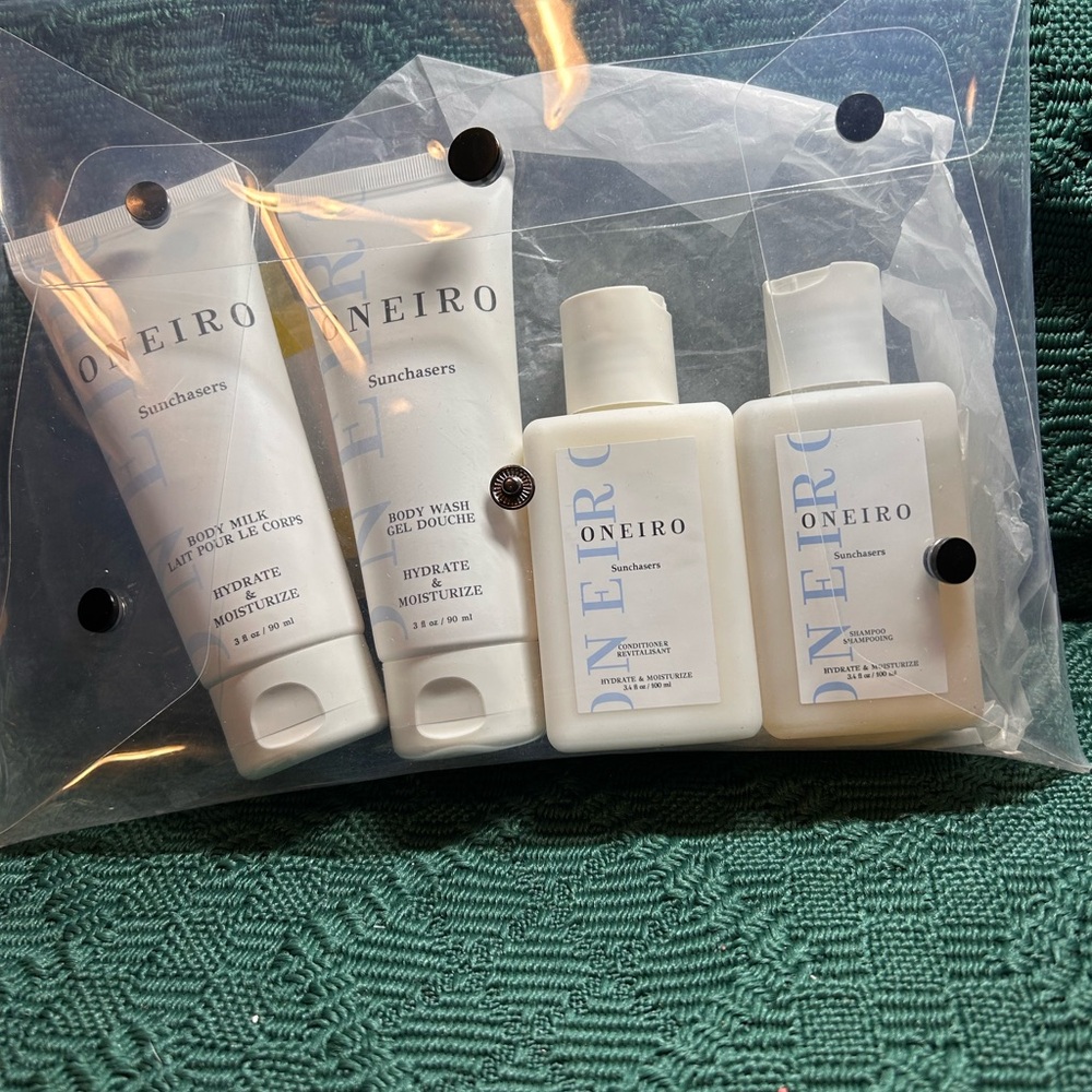 Oneiro Sunchasers Skincare Set
